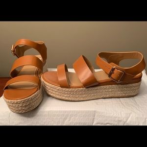 Bamboo plat form sandals